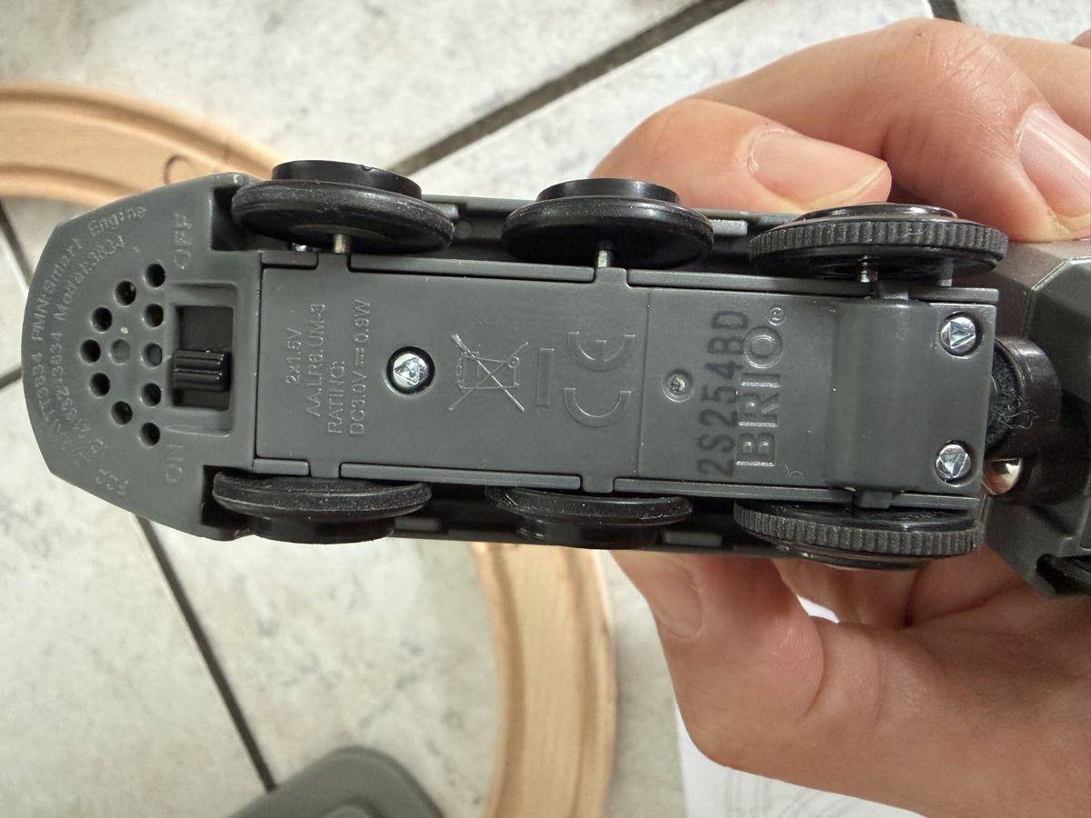 Brio Giocattoli: BRIO 33873 Smart Engine Set mit Aktionstunneln – Usato da Sevelen venduto da gsandax 7