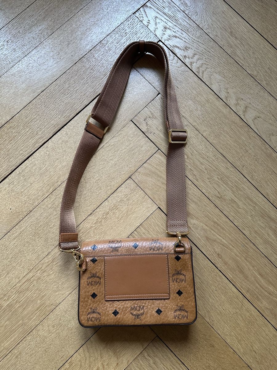 Mcm Borse da donna: MCM VIKTOR CROSSBODY BAG COGNAC – Nuovo (secondo la descrizione) da Zürich venduto da megxsign 3