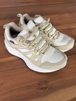 Sneaker hell 36