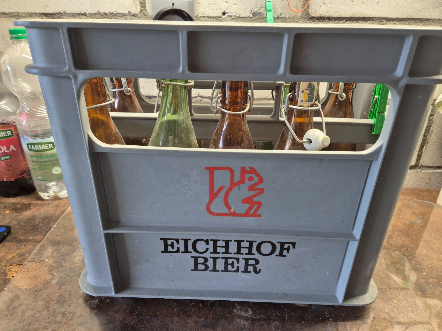 Bicchieri, Caraffe & Bottiglie: alte Bierflaschen 6 dl – Usato da Wikon venduto da Ulexus 1