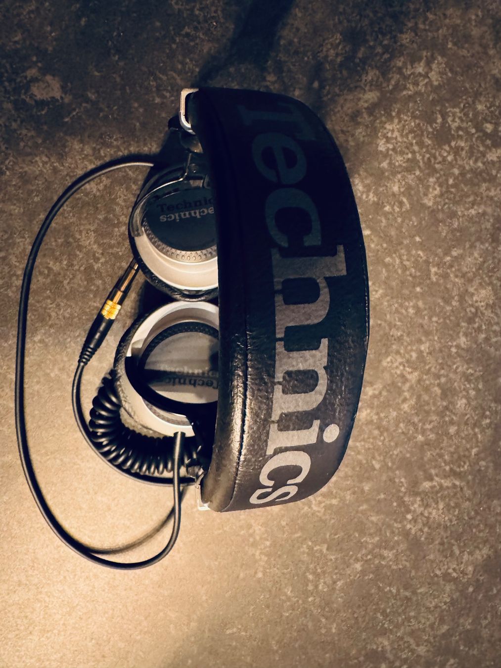 Technics Casques audio: Technics RP-DJ1210 Professioneller Kopfhörer – D'occasion à Kilchberg ZH par IROC84 8