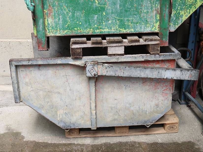 Contenitori edile: Aushubkübel ca. 0.8 m3 – Usato da Unteriberg venduto da Konstibau