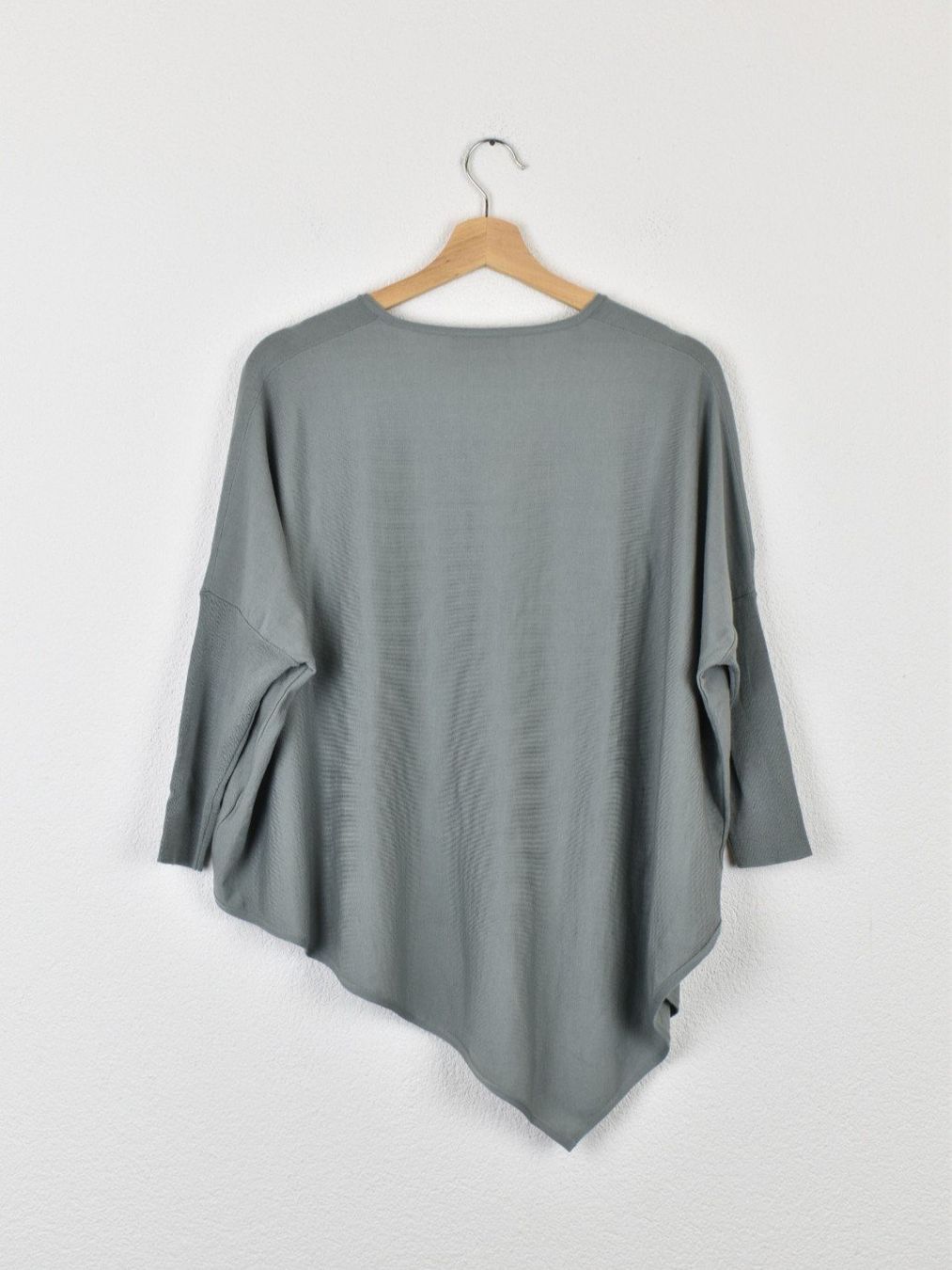 Hemisphere Pullover & Sweatshirts: Hemisphere Pullover, Gr.XS-M, salbeigrün, oversized – Gebraucht aus Nürensdorf von 2ND_STORY 2
