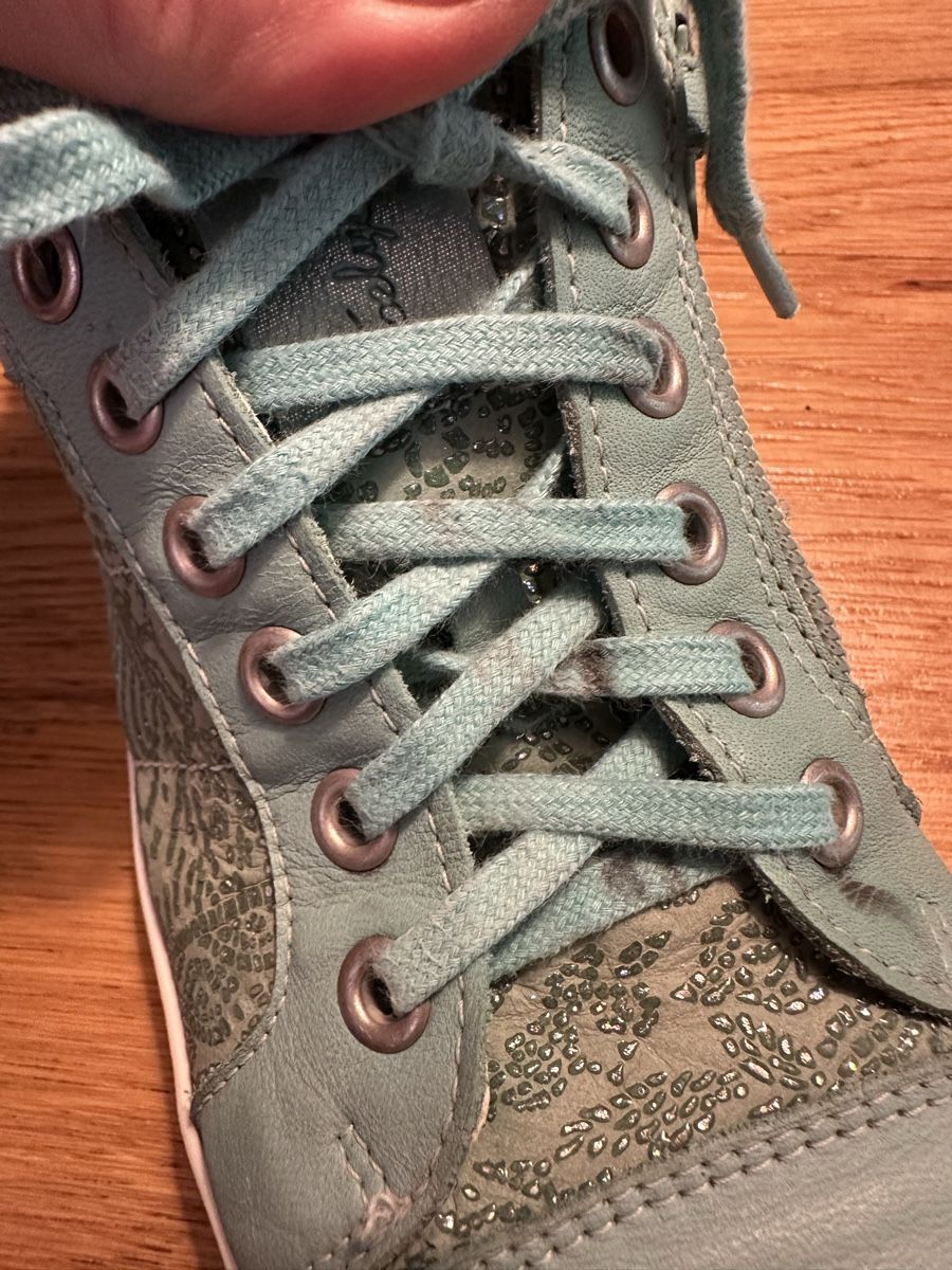 Scarpe per ragazze: Schuhe Telyoh Gr. 37 – Usato da Wettingen venduto da Sternetaenzerin 4