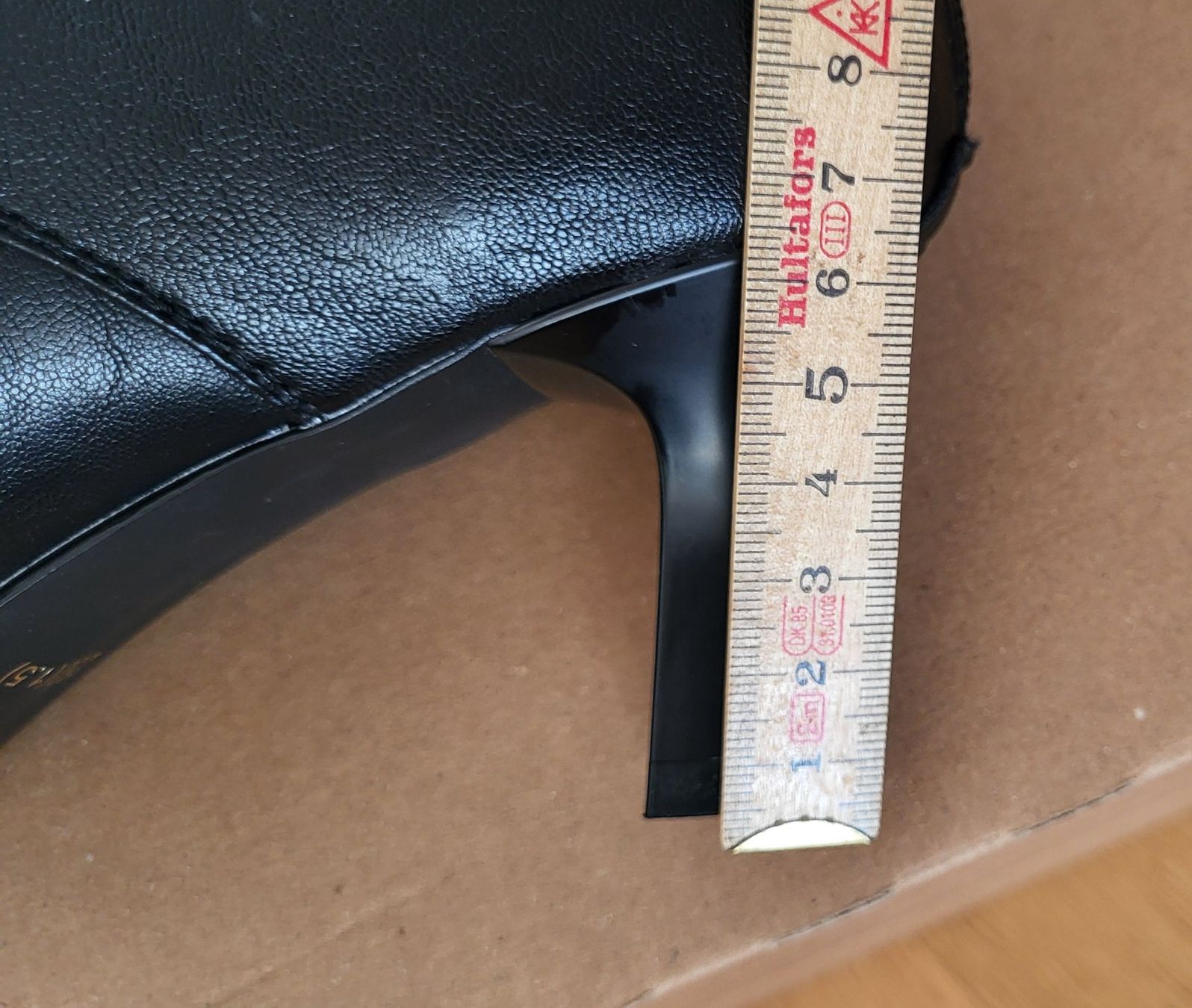 Scarpe da donna: Soulier noire – Nuovo (secondo la descrizione) da Fribourg venduto da VictoriaShop7 7