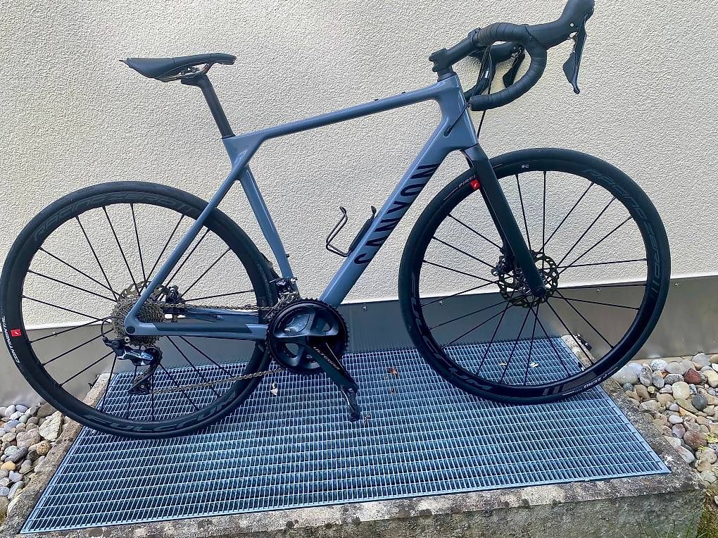 Biciclette: Canyon Endurace CF 7 – Usato da Winterthur venduto da Manusmanum