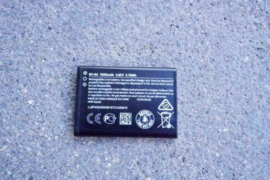 Nokia Portables: Nokia 8110 Banana Handy 4G – D'occasion à Chur par JennyAlexander 5