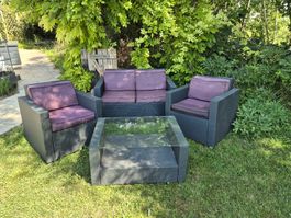 Gartensofa mit Polstern gebraucht