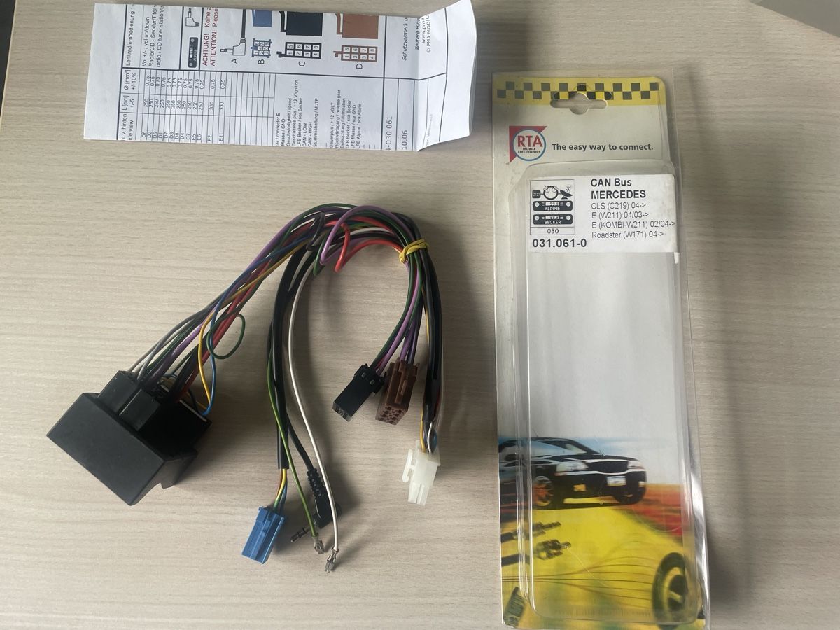 Mercedes-Benz Tutti pezzi di ricambio auto: Interface AutoradioCAN-Bus + Système (Bose/Harman) MERCEDES – Nuovo e nell'imballaggio originale da Denges venduto da Ricautomotive
