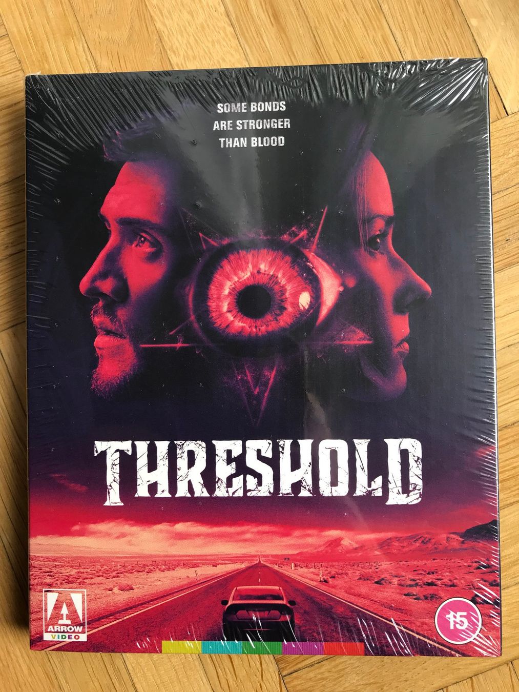 Tutti i DVDs: Threshold - mit Slipcover und Booklet - Blu-ray – Nuovo (secondo la descrizione) da Zürich venduto da Malcom