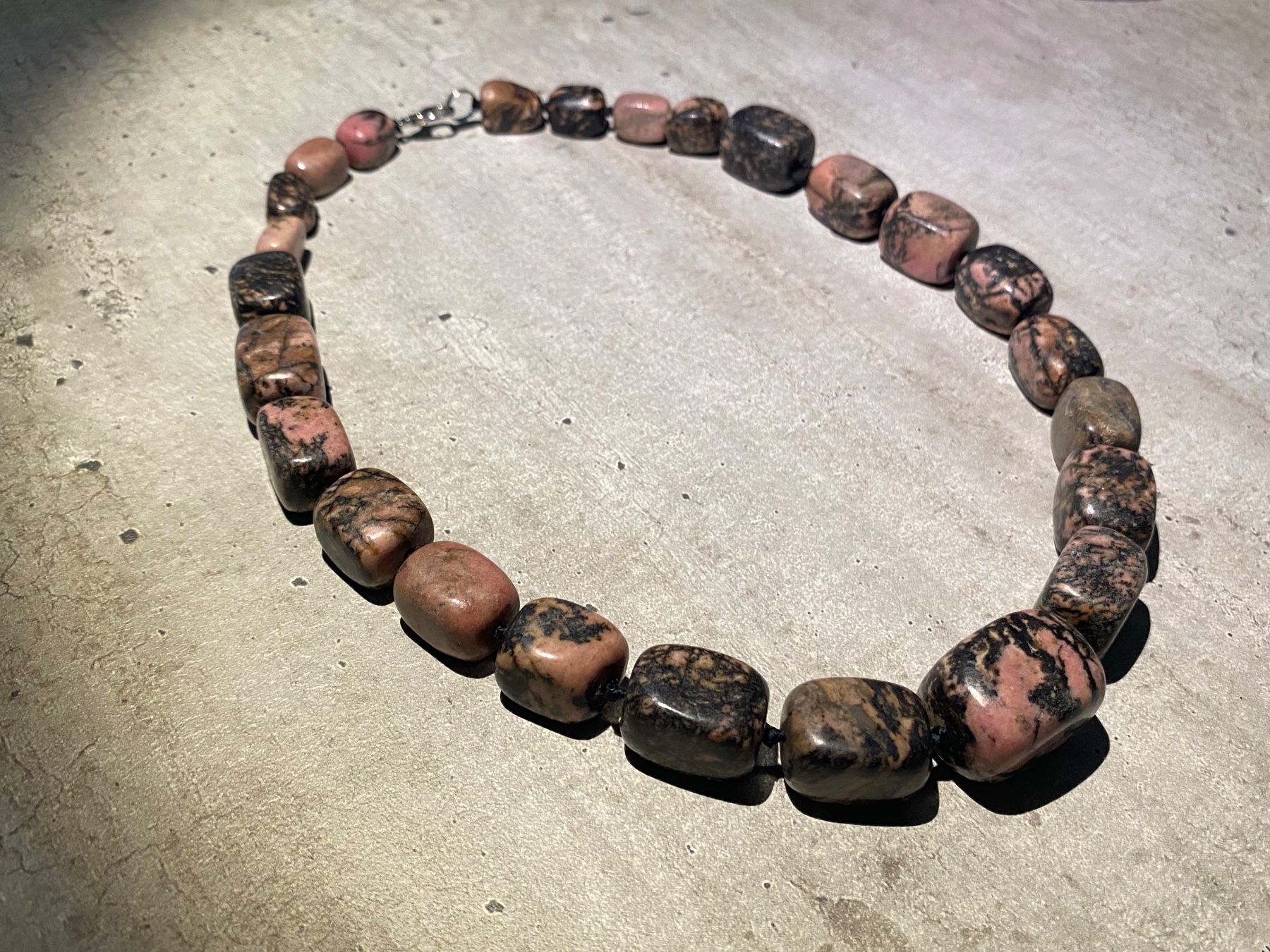 Catenine: natürlicher Rhodolith - Edelstein Halskette – Nuovo e nell'imballaggio originale da Laax GR venduto da krippenfiguren-laax 1