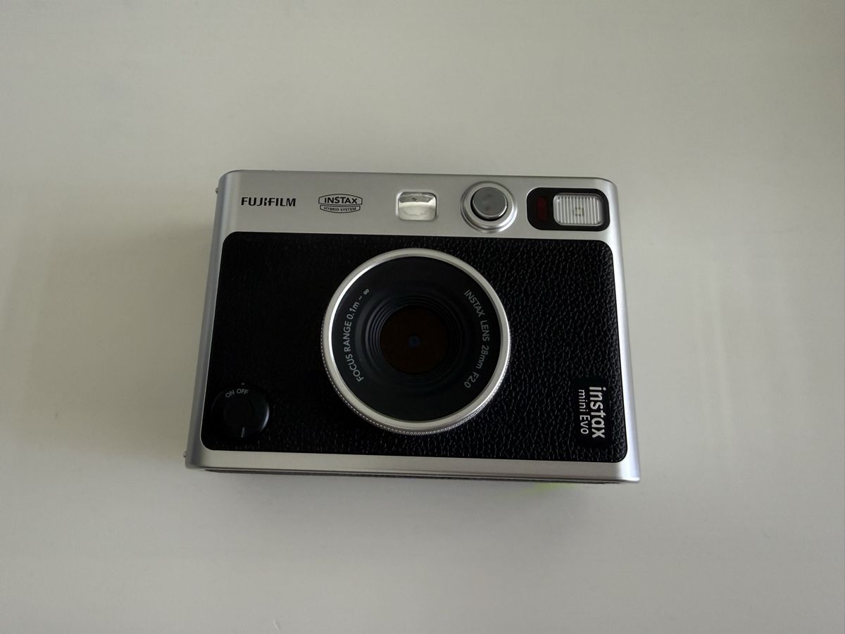 Fujifilm Fotocamera: Fujifilm Instax Mini Evo Kamera – Usato da Stallikon venduto da Weihnachtsgnom