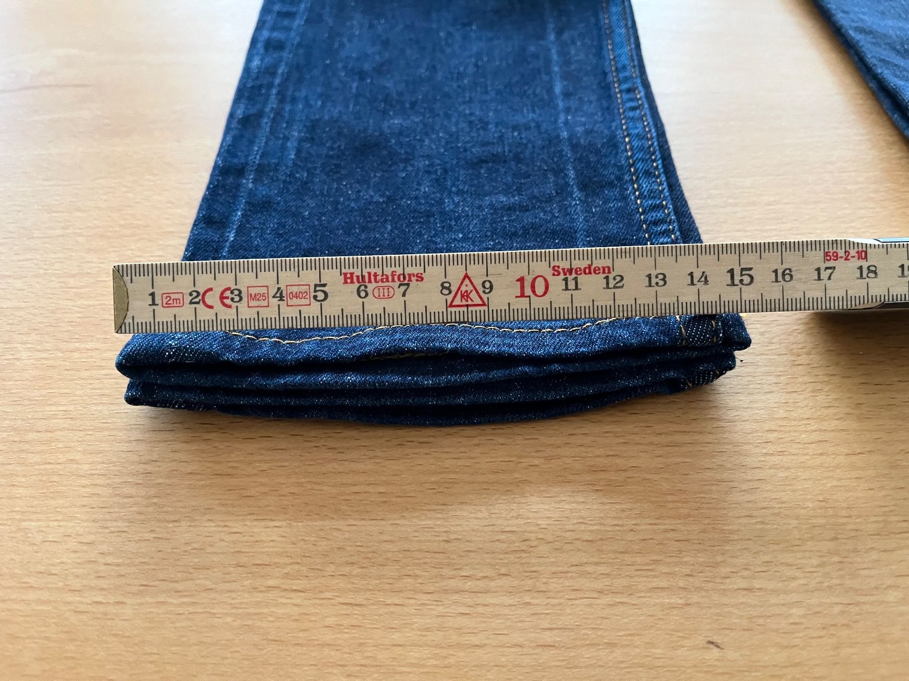 Jeans: Damen Jeans – Gebraucht aus Kirchberg SG von MB409_4x4 4