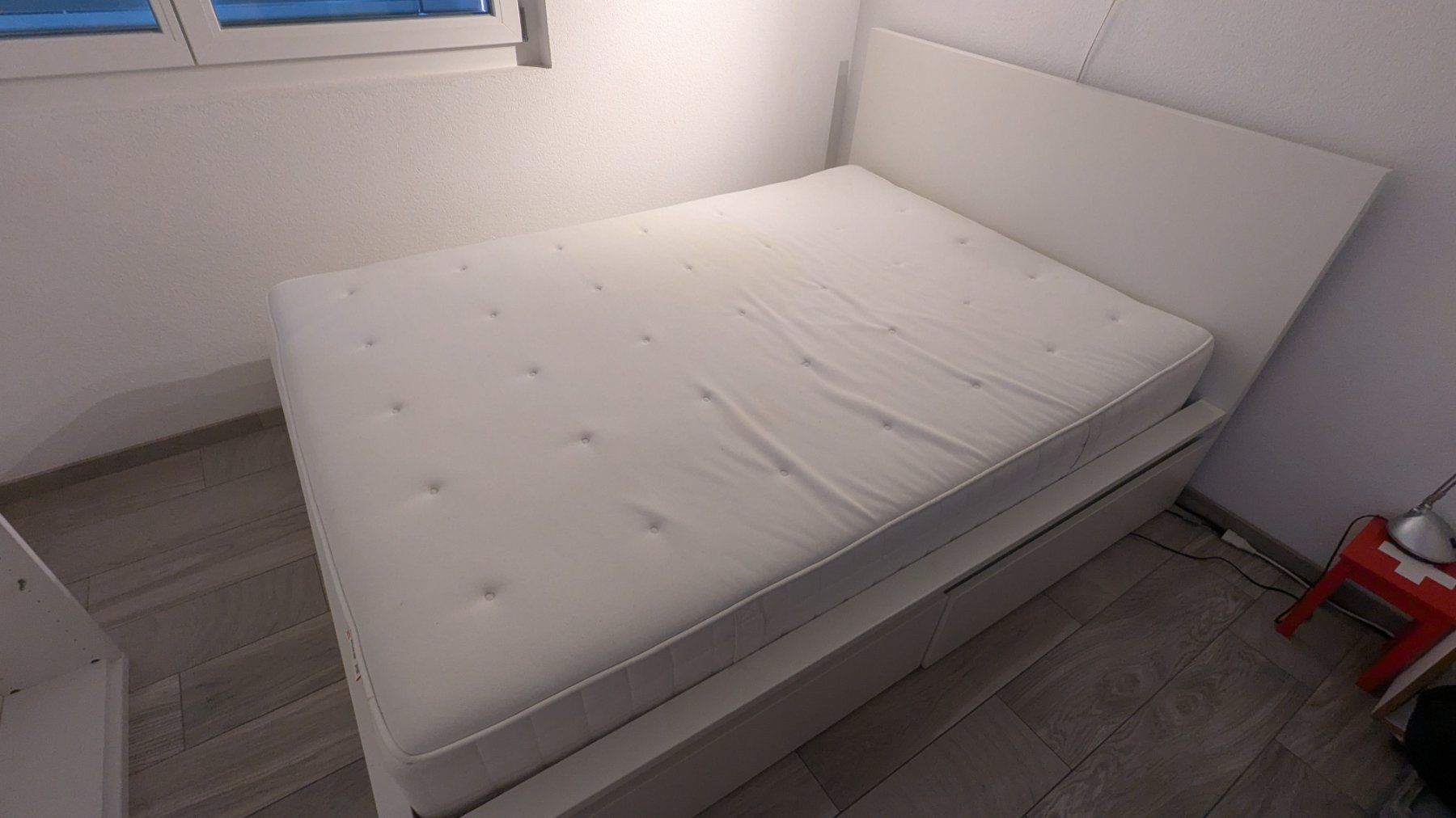 Ikea Lits: Ikea Bett mit Matratze – D'occasion à Azmoos par Epsylon3