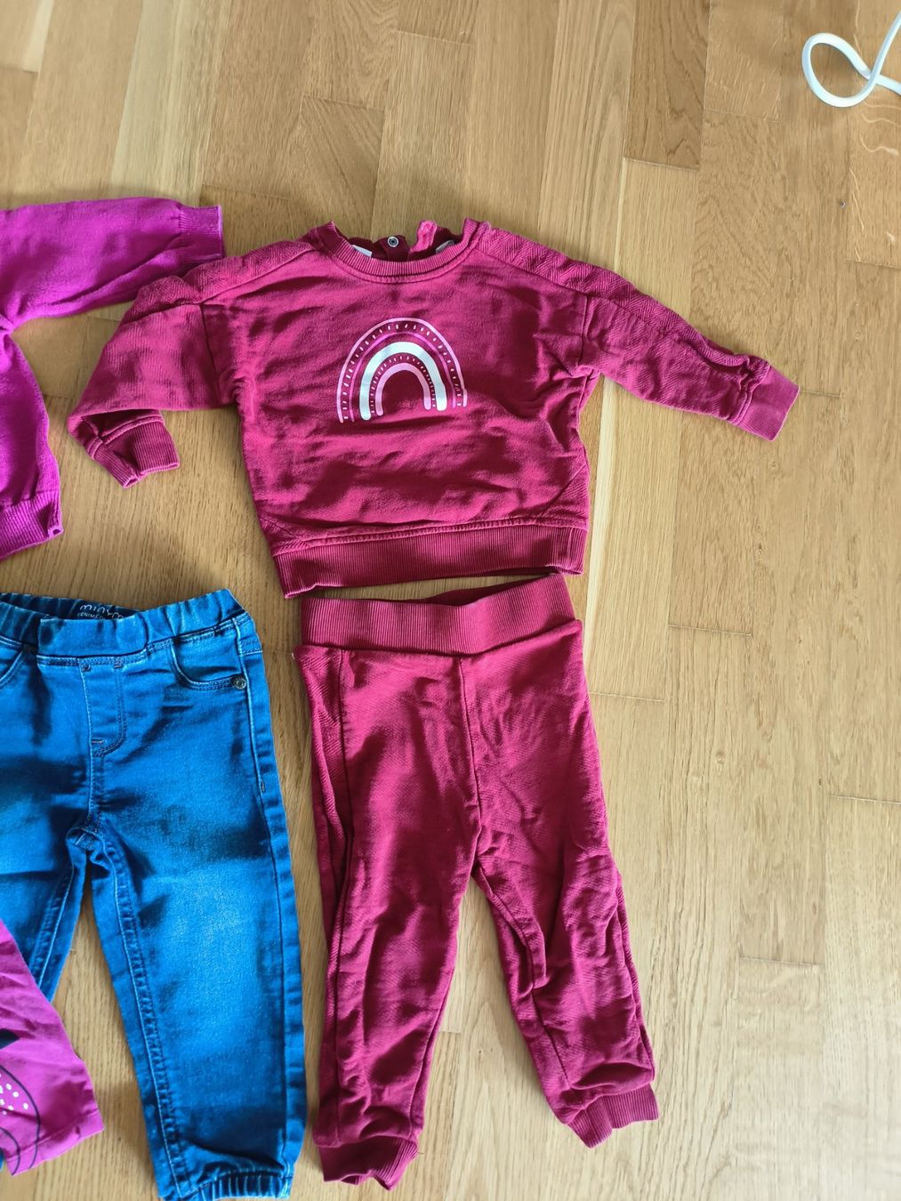 Lotti & Set di vestiti: Baby Kleider Paket ,Gr.74 /80 – Usato da Oftringen venduto da WufffWuff 1