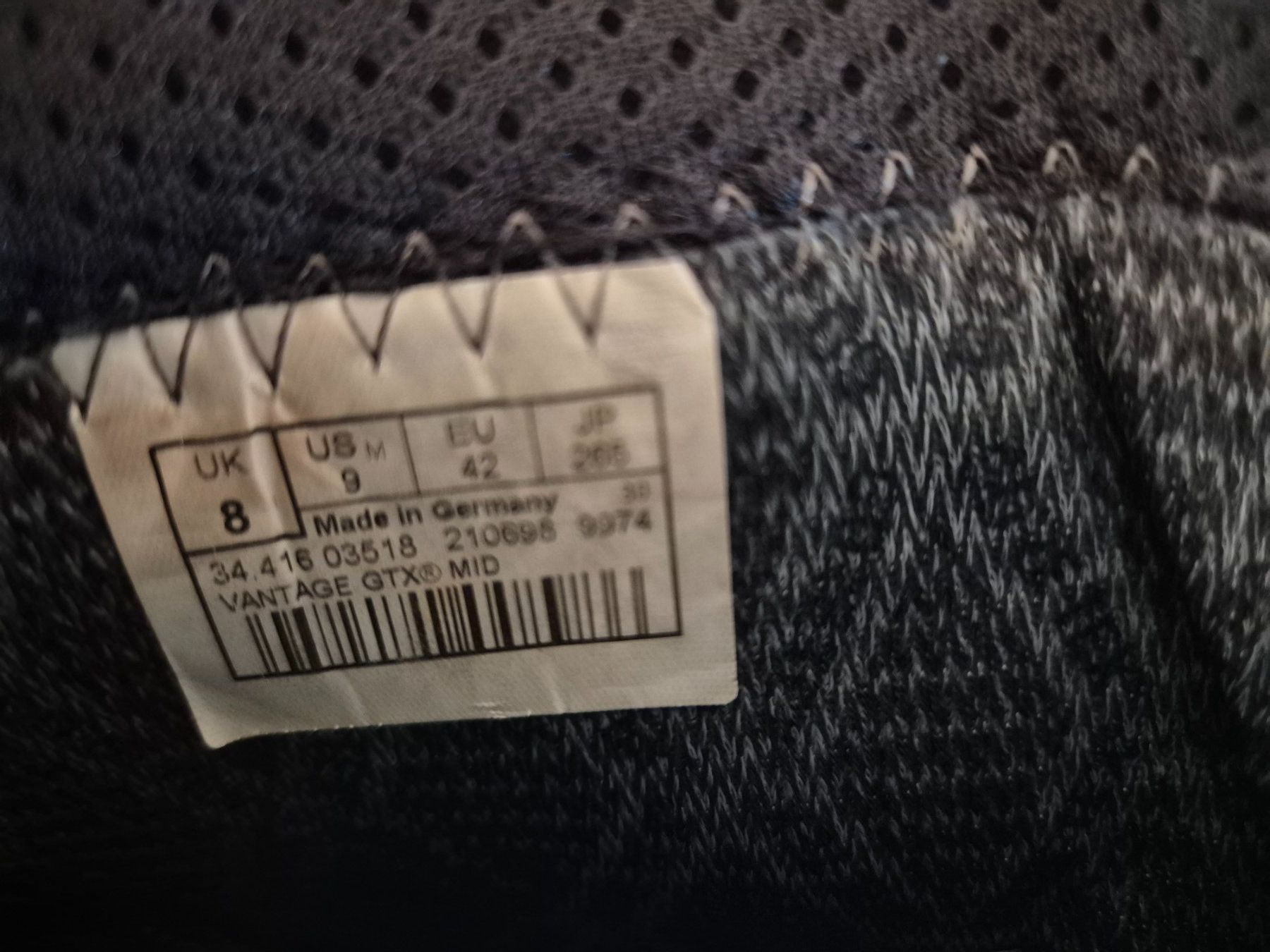 Lowa Scarpe da uomo: Wanderschuhe LOWA – Usato da Zunzgen venduto da Flipflap02 2