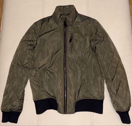 Unisex Padded Diamond Quilted Bomber Jacket - Size 158