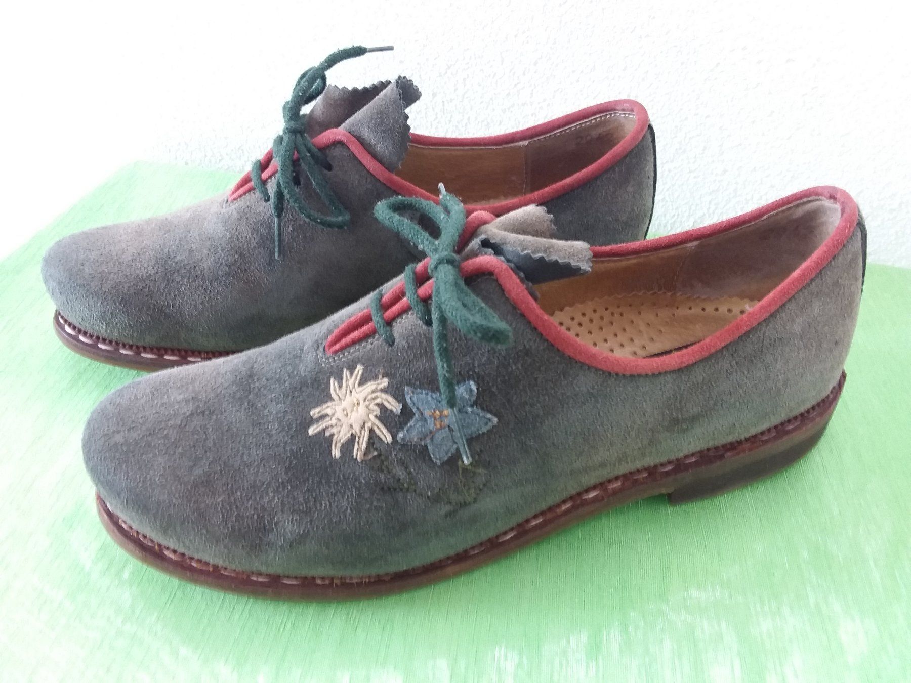 Meindl Scarpe da donna: MEINDL Trachtenschuhe, Gr 37,5 – Usato da Uitikon Waldegg venduto da Risibisi7