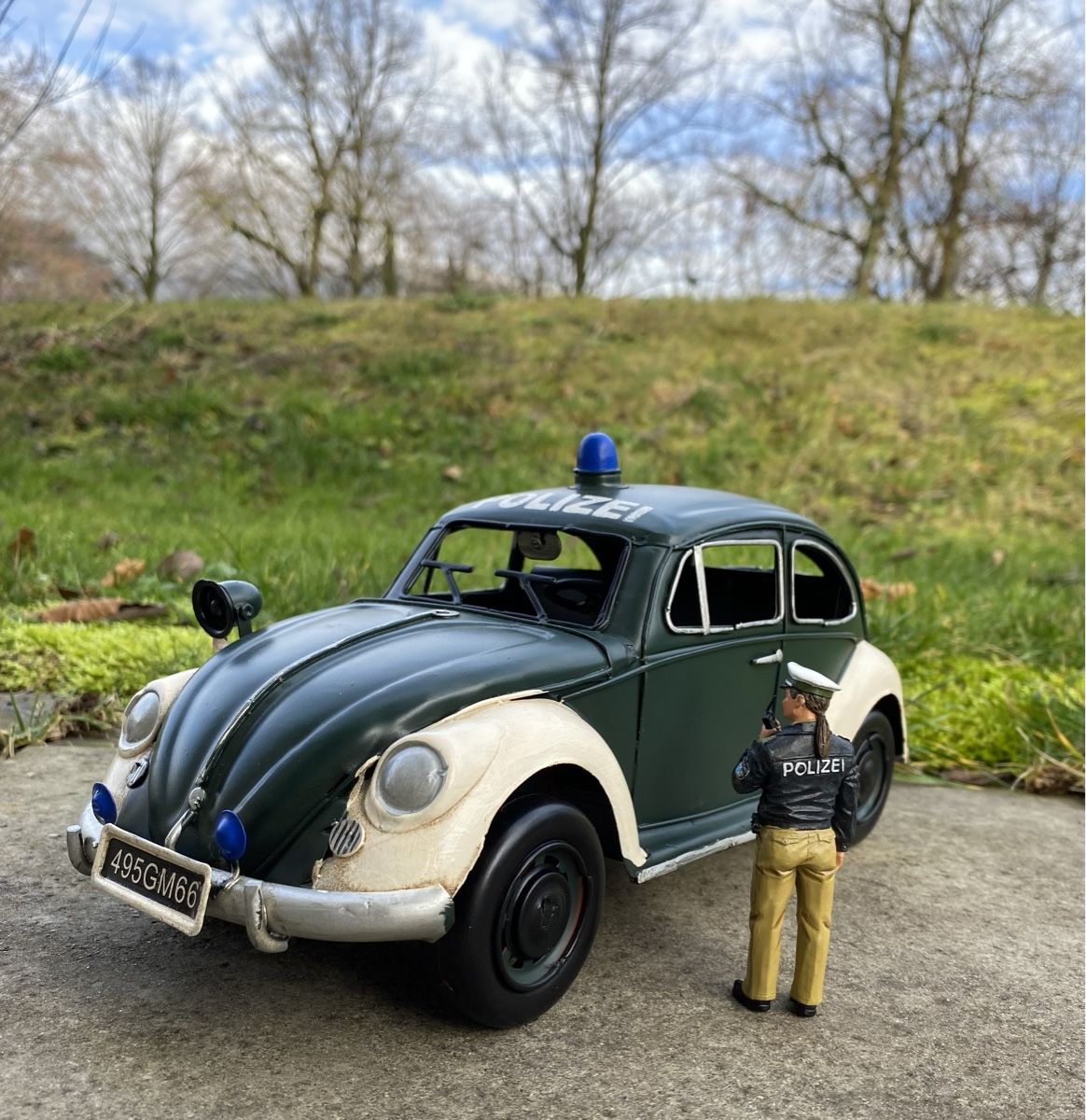 Volkswagen Modellini d'auto: VW Käfer Polizeileitung aus Blech – Nuovo (secondo la descrizione) da Langendorf venduto da Blechfahrzeuge 1
