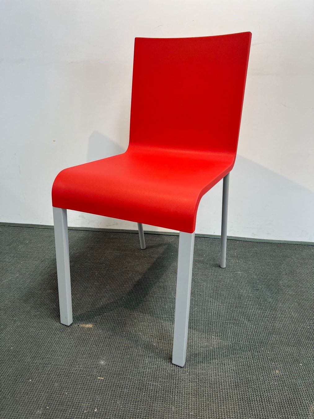Vitra Sedie: Designerstühle Vitra.03 Maarten Van Severen – Usato da Wangen an der Aare venduto da TBYN