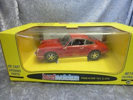 Porsche 911 2,4 S  1:18