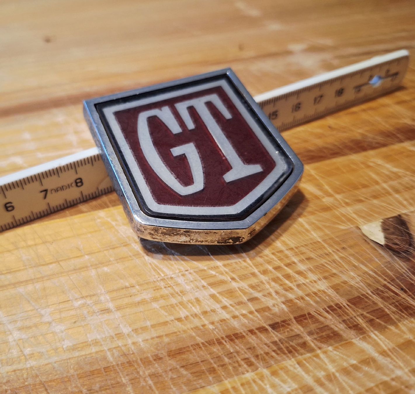 Ford Alle Autoersatzteile: Ford ,,GT" Emblem – Gebraucht aus Triesen von BLACKSHEEP75 1