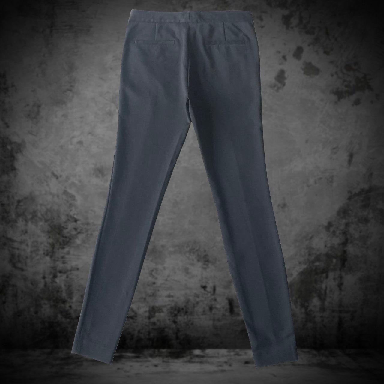 Massimo Dutti Pantaloni: Pants Massimo Dutti Black Women 38 – Usato da Genève venduto da ang_7j7j 2