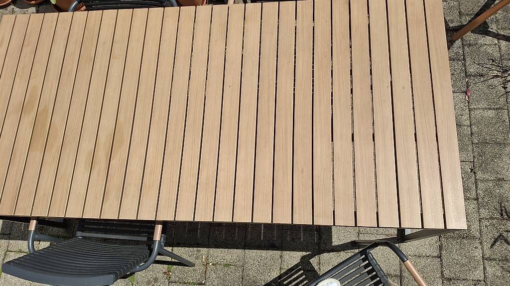 Set di tavolo e panche: Gartentisch Set inklusive 4 Stühle – Usato da Schwerzenbach venduto da Palmea 2