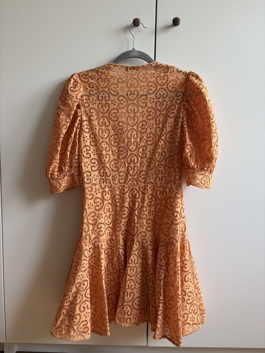 Sandro Kleider: Sandro Kleid mit Spitze, orange, S – Gebraucht aus Zürich von Sera.13 2