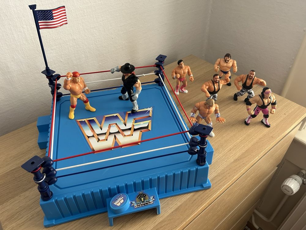 Wrestling Figuren Set, Wrestling Spiel 4 Miniatur Action Wrestling Spieler Und Ring Und Requisite Figuren Spielzeug Kinder