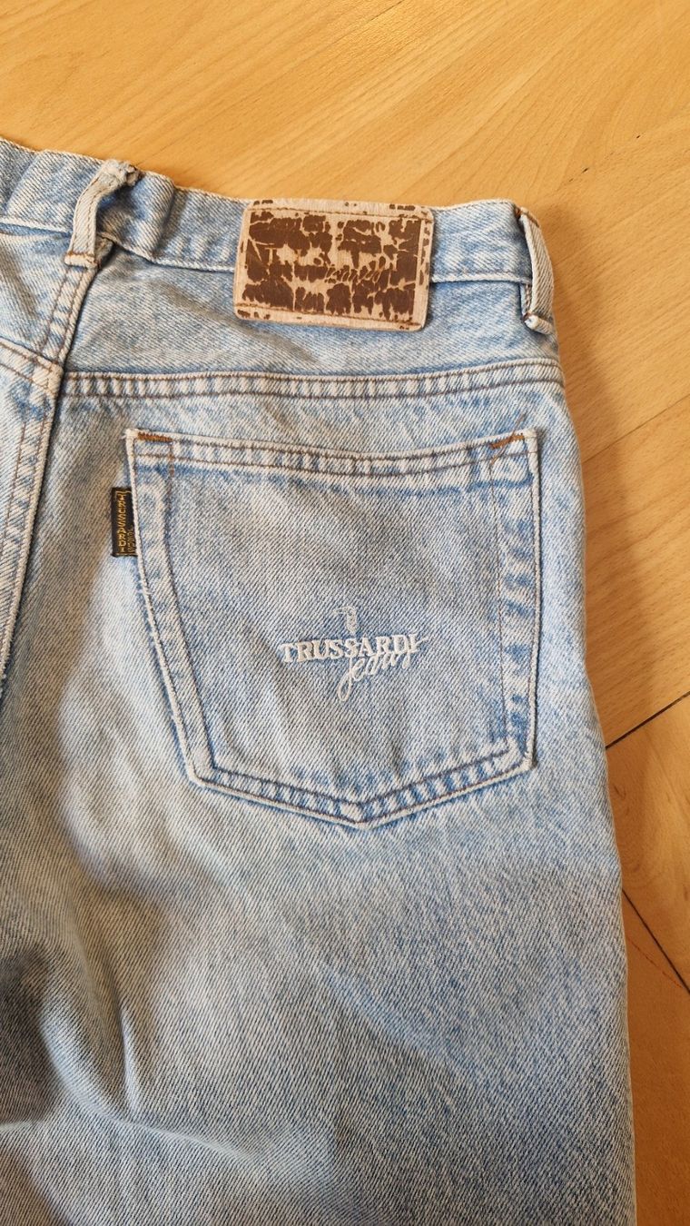 Trussardi Jeans: Trussardi Vintage Jeans – Usato da Zürich venduto da mona807 3