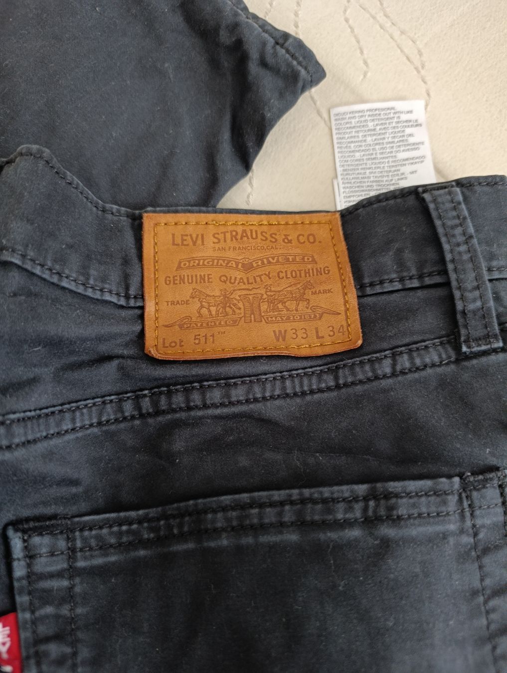 Levi's Jeans: jeans Levi's 511 W33L34 – Nuovo (secondo la descrizione) da Monthey venduto da 04Elisa 2