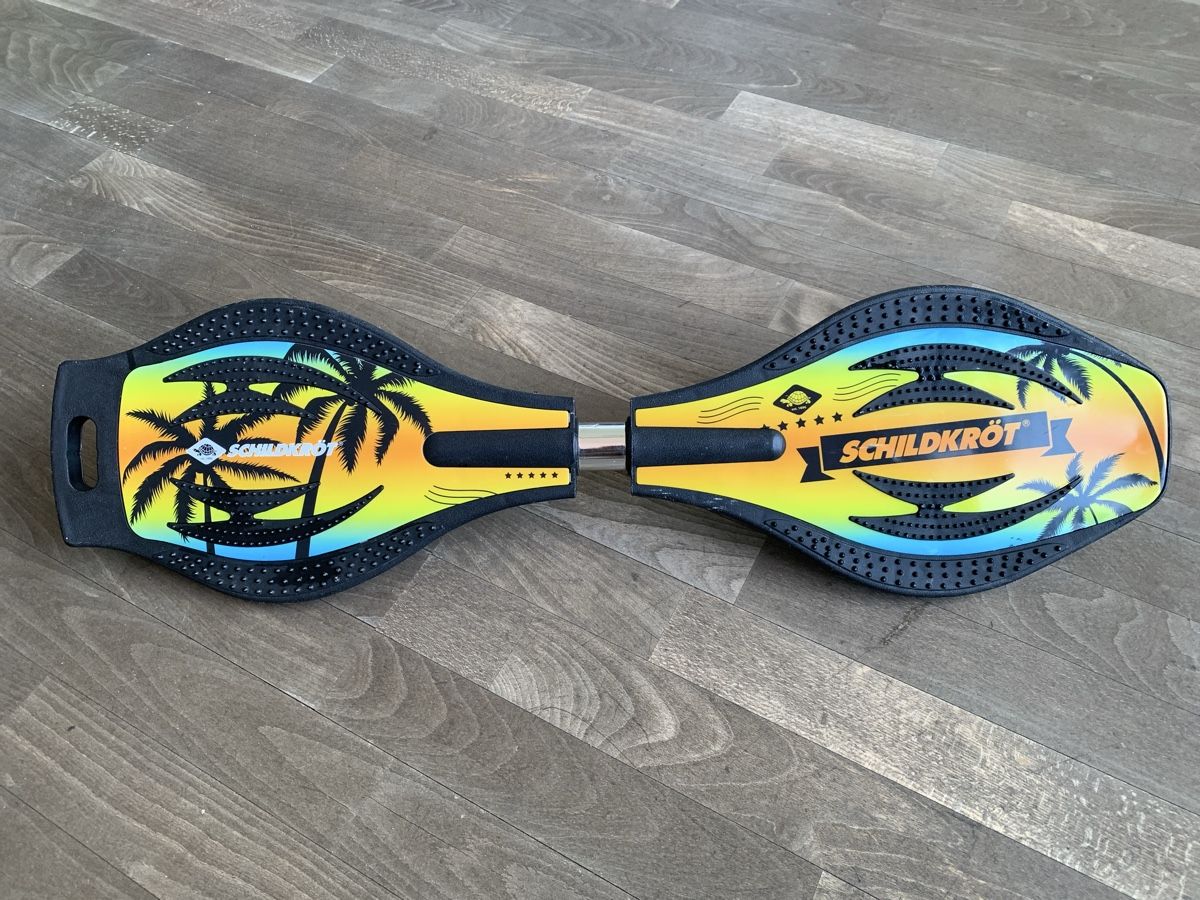 Skateboards: Waveboard von Schildkröt – Usato da Meikirch venduto da mir_2ydq