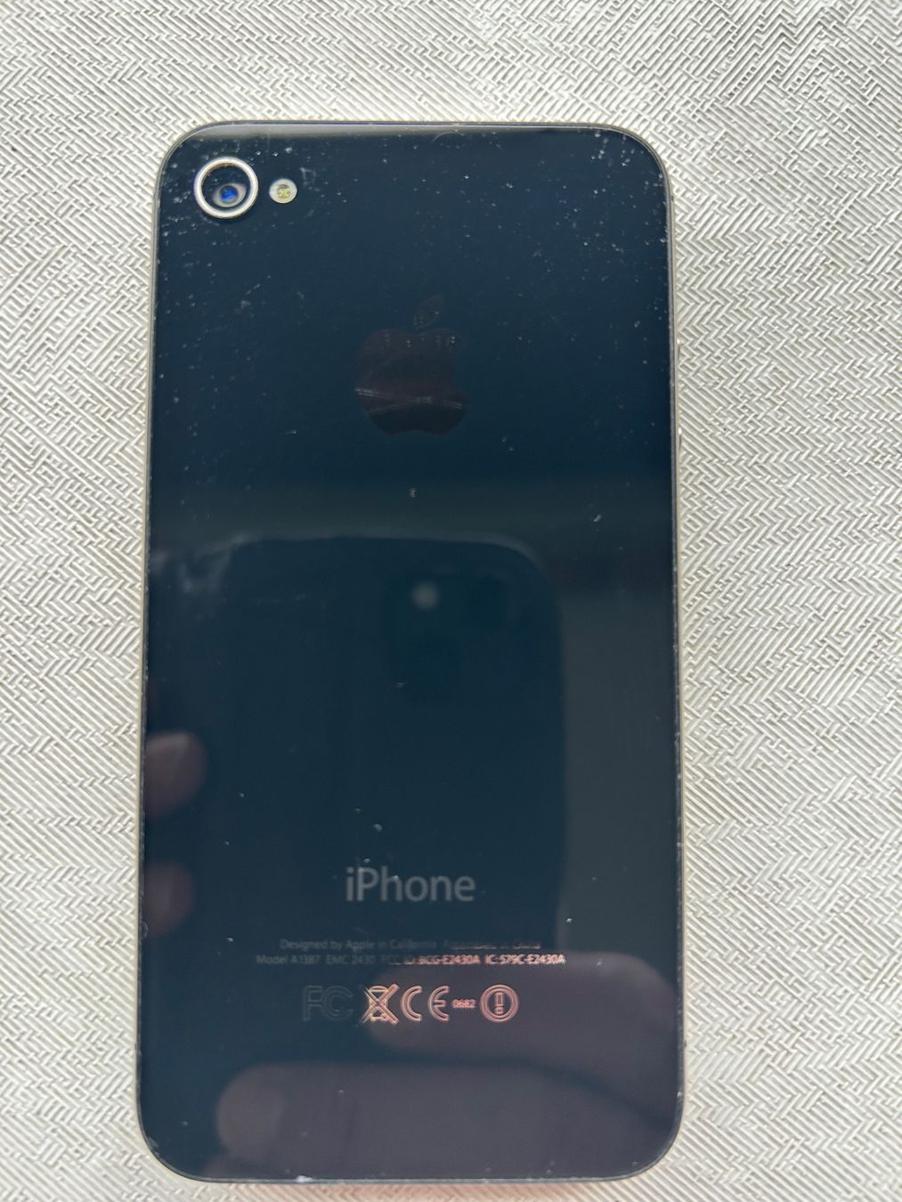 Apple Telefoni cellulari / Smartphones: iPhone 4S (gebraucht, schwarz) – Usato da Binningen venduto da Swissdude2 1
