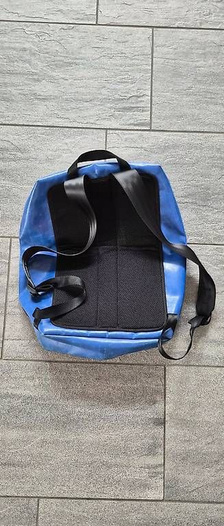 Freitag Zaini: Freitag Rucksack Fringe 49 blau – Nuovo (secondo la descrizione) da Dietikon venduto da Agiraffe 1