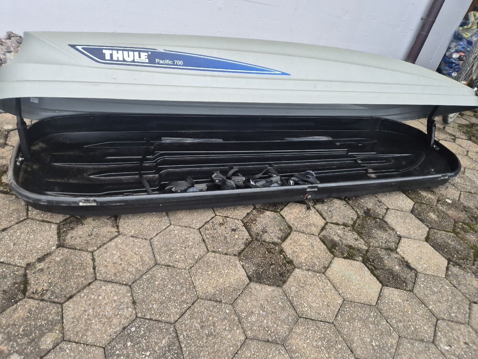 Thule Coffres de toit: Thule Pacific 700 Dachbox – D'occasion à Unterkulm par Stiibiz 3