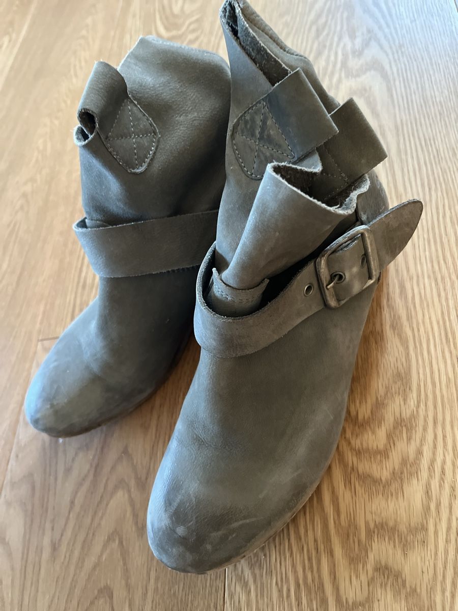Damenschuhe: Stiefeletten Bull Boxer – Gebraucht aus Niederrohrdorf von muck2008