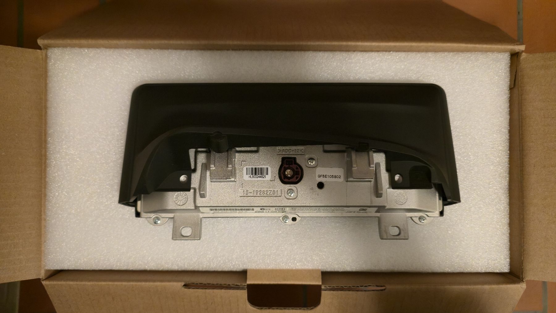 BMW Tutti pezzi di ricambio auto: display BMW 1er (F20)  – Usato da La Punt Chamues-ch venduto da nov_6y8p 1