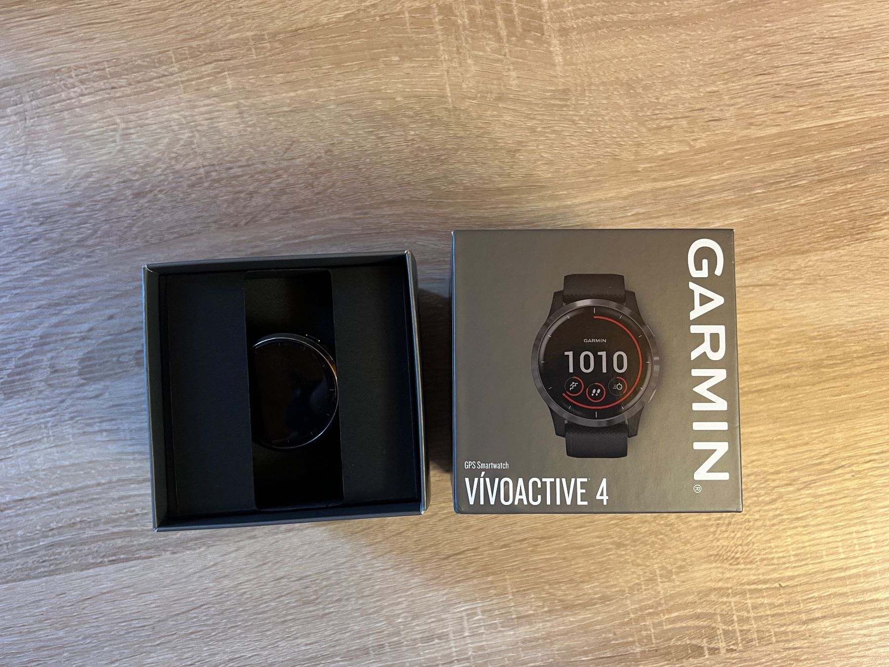 Garmin Smartwatch: Garmin Vivoactive 4 - GPS Smartwatch – Usato da Vezia venduto da ram_5gp7 1