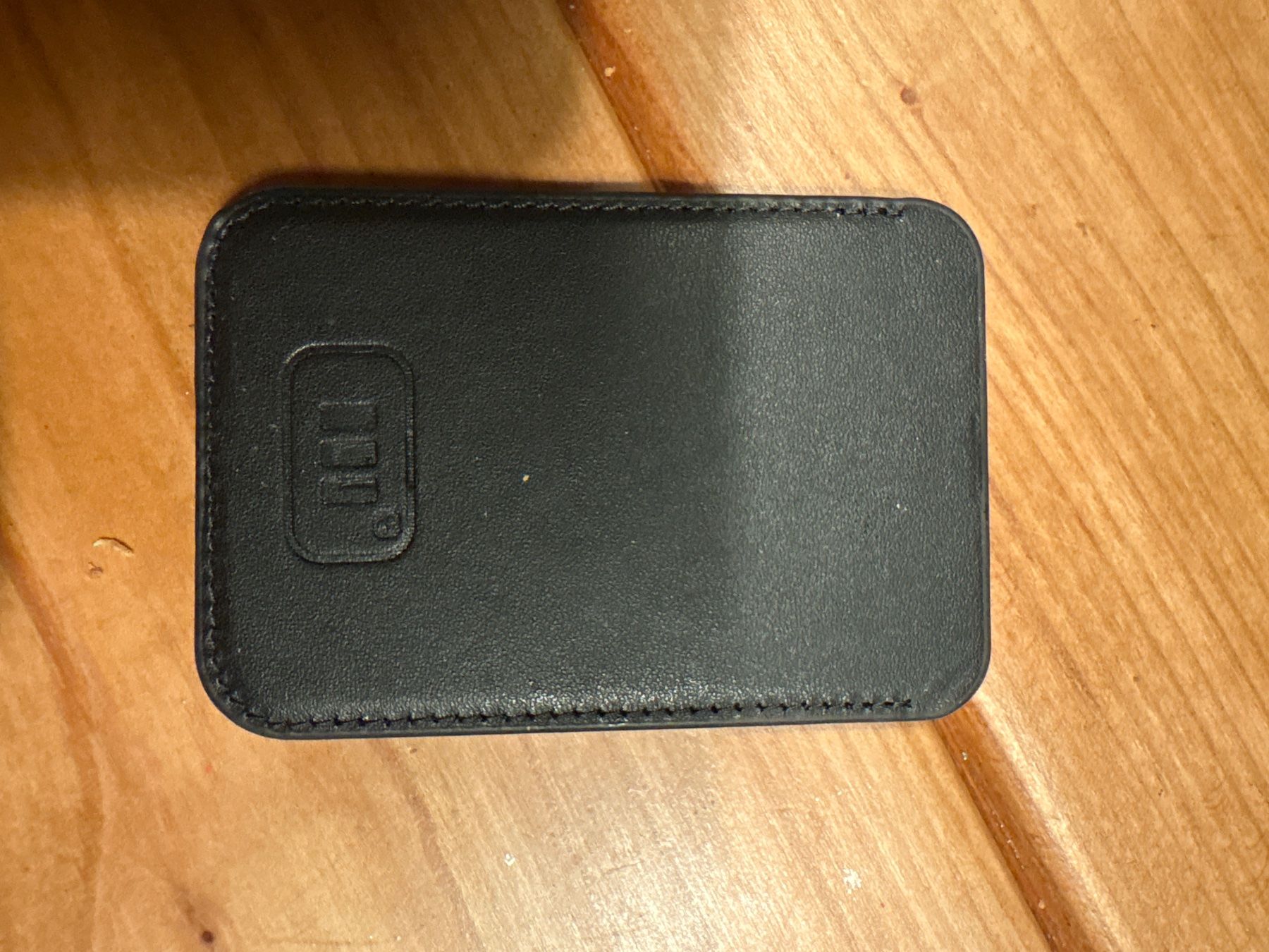 Sonstige Kleidung & Accessoires: Kartenetui Leder Schwarz mit Magnet – Gebraucht aus Elfingen von Huckuck 1