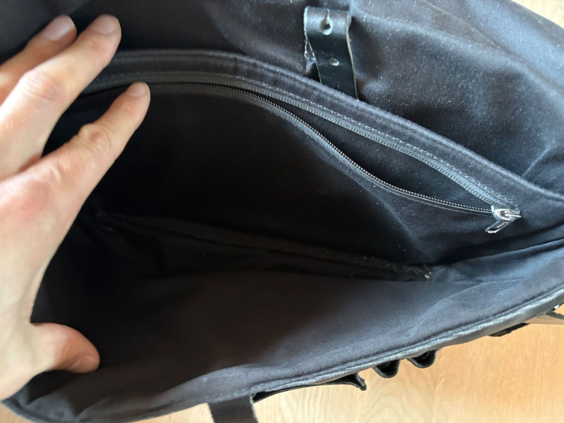 Brooks Borse: Brooks Barbican Canvas Messenger Bag – Usato da Elgg venduto da Jo_Naj 4