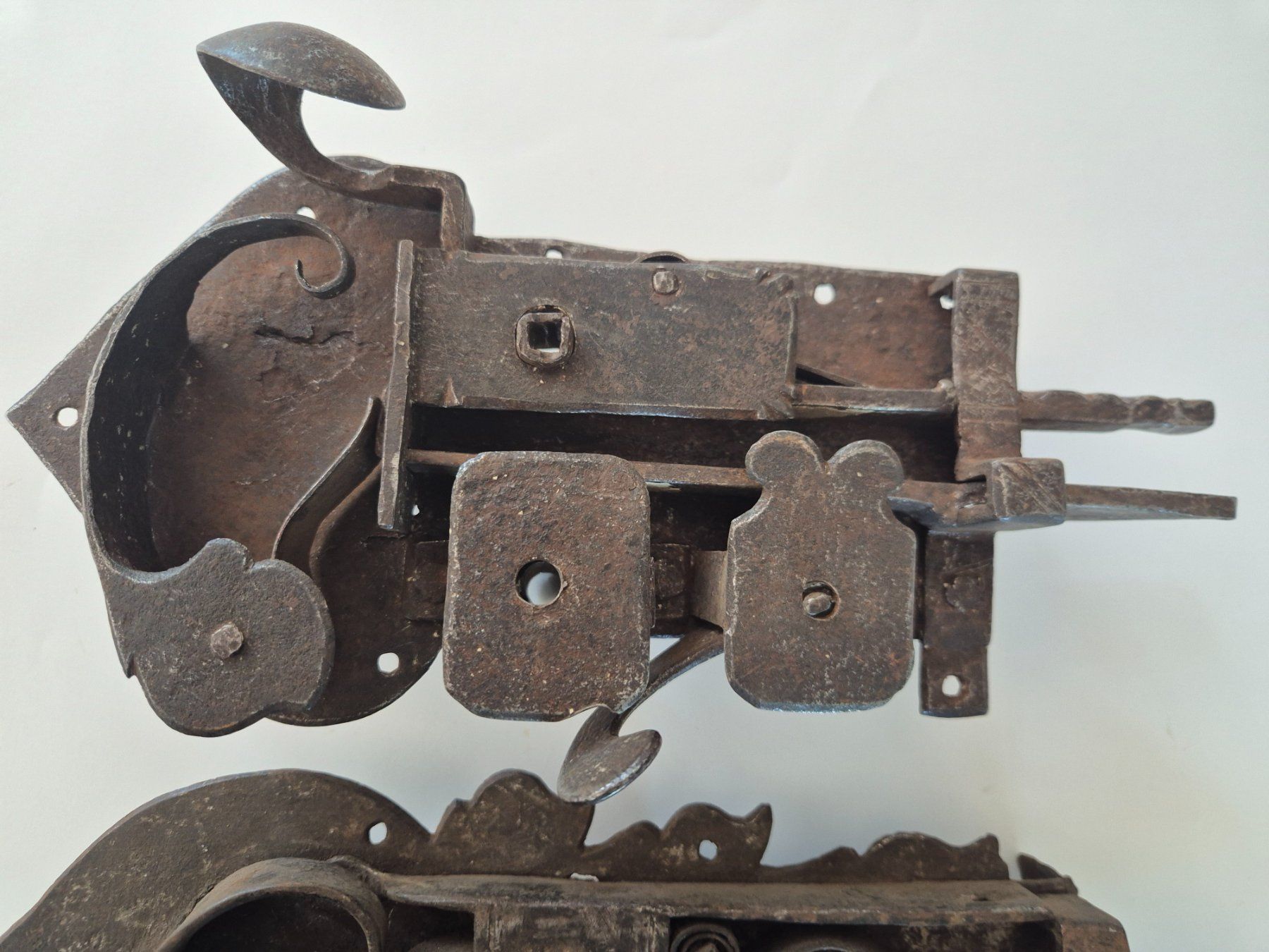 Cadenas: 2 antike Schlösser, Eisen – D'occasion à Trimstein par Blumenstrauss17 2