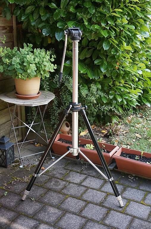 Treppiedi & Teste: Quickset Tripod 4-73010-7 mit Universal Fluid Head Australia – Usato da Spreitenbach venduto da Salesmanship