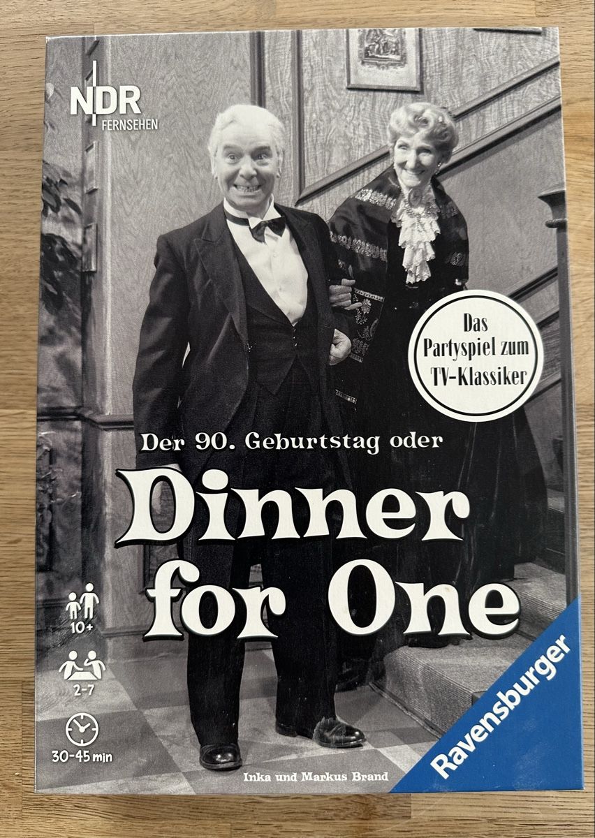 Ravensburger Giochi: Dinner for One - Das kultige Partyspiel – Usato da Zuzwil BE venduto da BulkBox