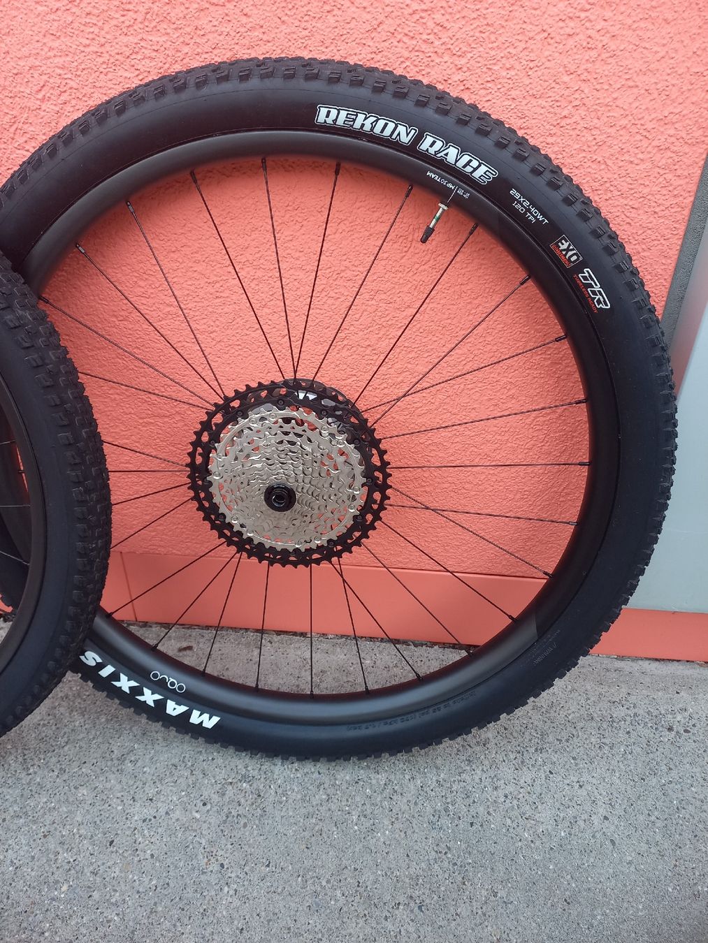 Pezzi di ricambio: OQUO MP30 Team 29" Carbon MTB- Laufradsatz – Nuovo (secondo la descrizione) da Kilchberg ZH venduto da Fast-Forward 1