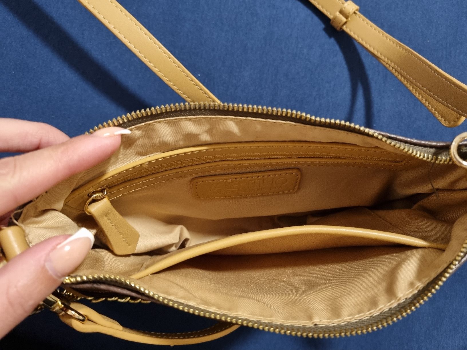 Valentino Borse da donna: Valentino Tasche – Usato da Hochdorf venduto da Isa.9944 4