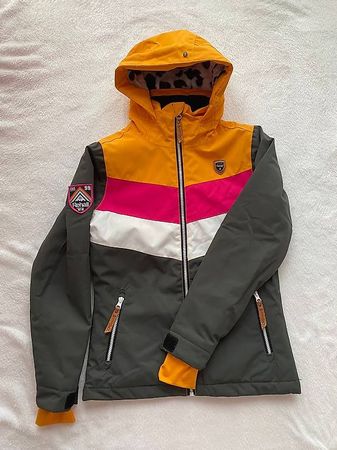 Rehall skijacke Gr.140 Neuwertig