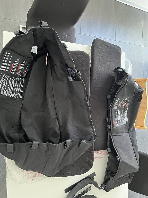 Carrozzine: Poussette double bugaboo avec plein d'accessoires  – Usato da Vuarrens venduto da italorico 2