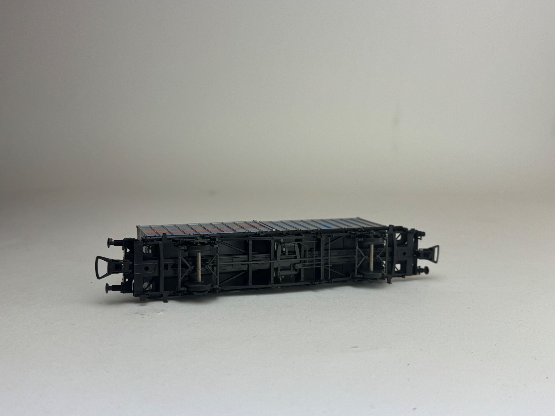 Modellini di ferrovie: HR- Röwa Containertragwagen Panalpina – Usato da Elm venduto da Wikmtz 2