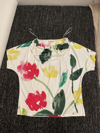 Phase Eight Damen T-Shirt floral Grösse 38 neuwertig